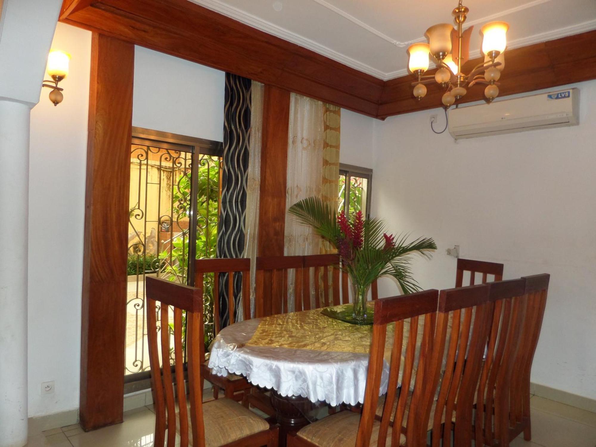 Toundalia Residence ยาอุนเด ภายนอก รูปภาพ