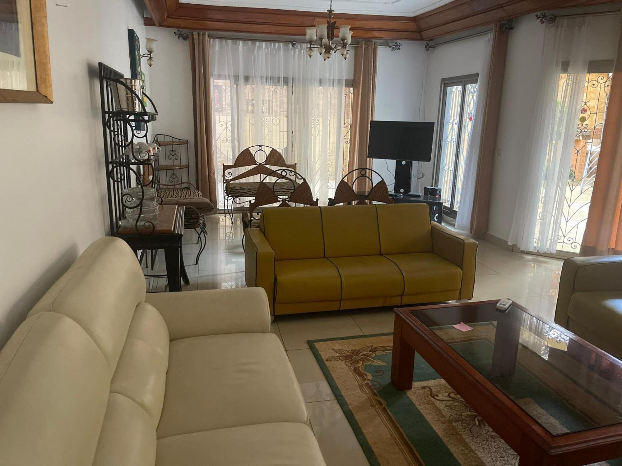 Toundalia Residence ยาอุนเด ภายนอก รูปภาพ