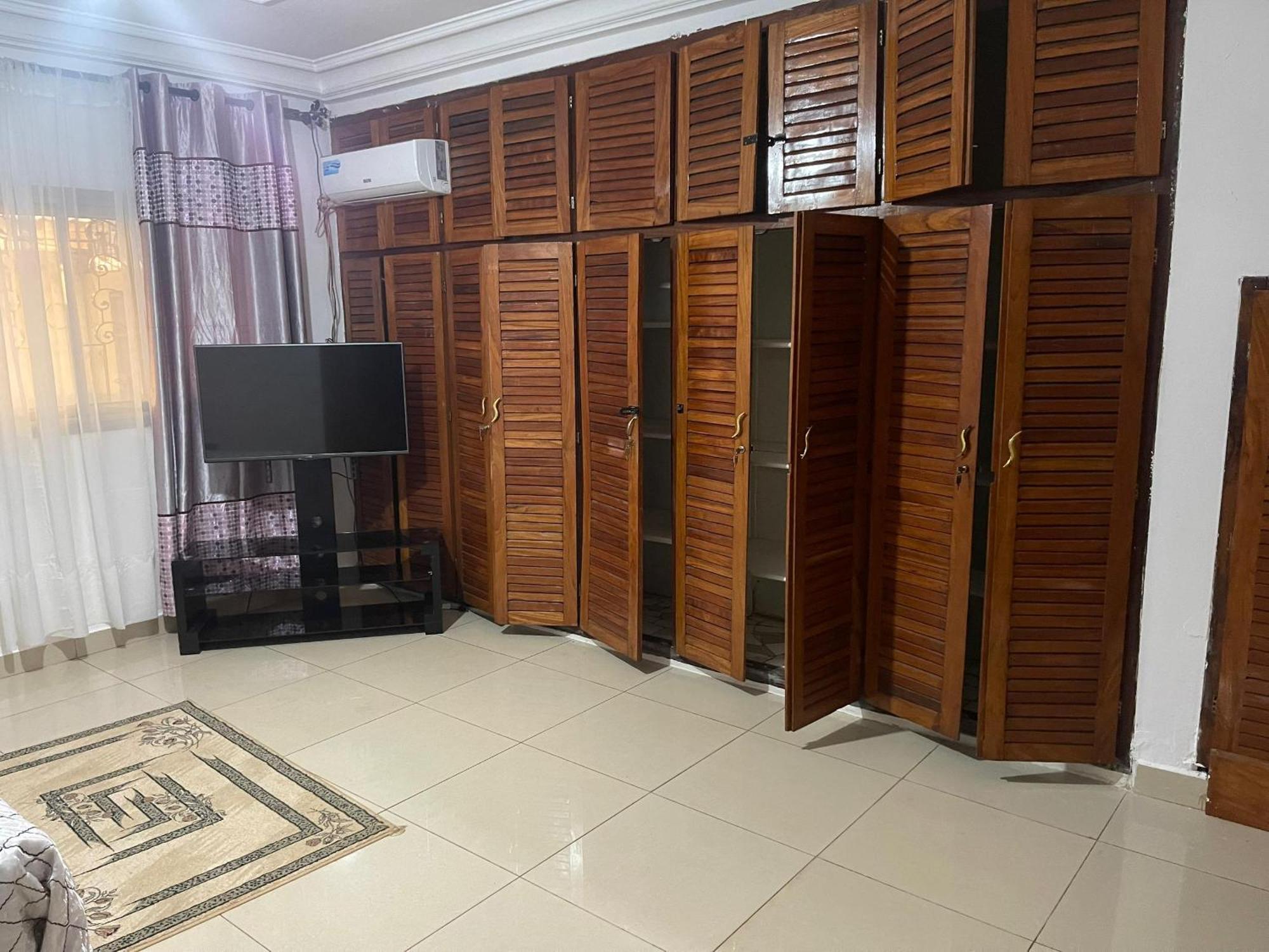 Toundalia Residence ยาอุนเด ภายนอก รูปภาพ