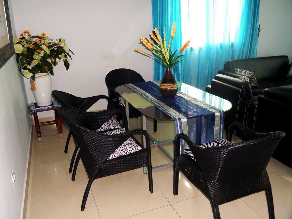 Toundalia Residence ยาอุนเด ห้อง รูปภาพ